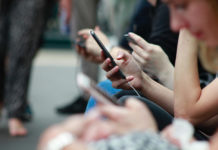 Jak działają płatności za pomocą SMS?