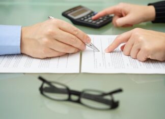 Jak skutecznie uzyskać odszkodowanie za szkody poniesione w wyniku wypadku?