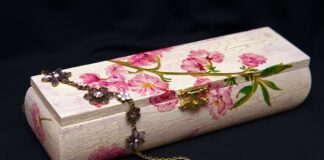 metalowe-dodatki-do-decoupage-przeglad-rozwiazan